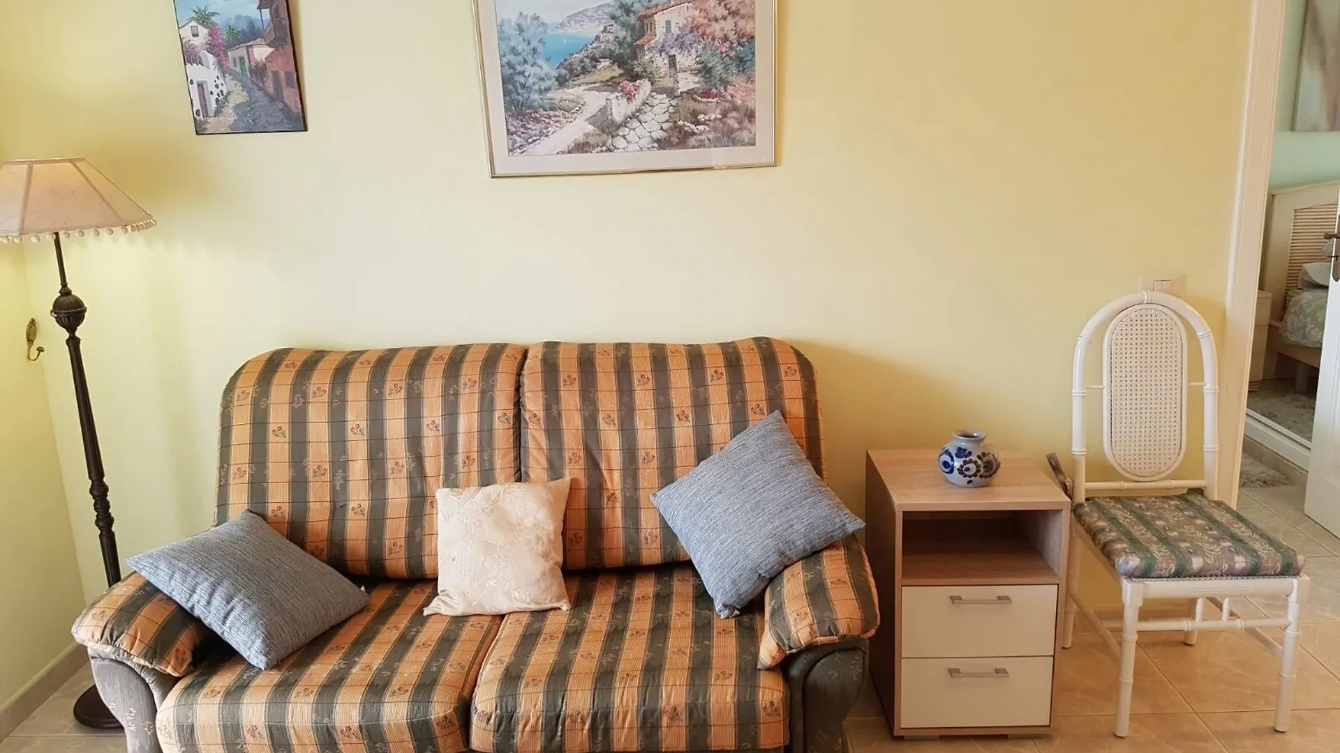 Apartment With One Room In Puerto De La Cruz, With Pool Access, Furnis